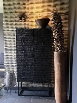 Image of SALON DE PROVENCE: THE TAMAN SUITE