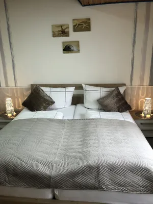 Image of Very nice camp, close to a large playground, swimming pool, sight-seeing dog station