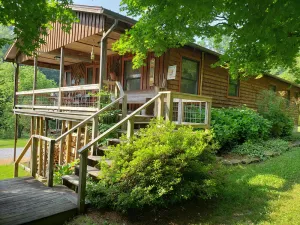 Image of Tranquil Cottage Located at The Head Of The Sequatchie Valley.