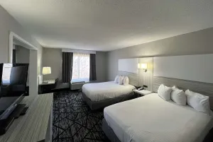 Image of Baymont by Wyndham Peoria
