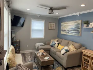 Image of Newly built condo 1 block from beach - great getaway.