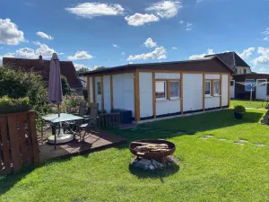 Image of Bungalow with small terrace