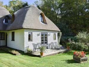 Image of 1 bedroom accommodation in Bransgore, near Christchurch