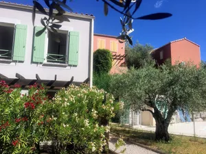 Image of Drôme Provençale : Maisonnette Duplex 6 Personnes en Résidence Avec Piscine