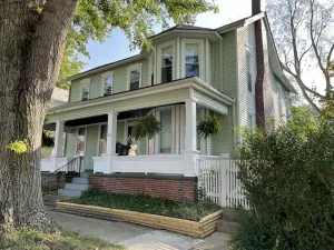 Image of 1850's Historic Vacation Home Rental near Hocking Hills in Nelsonville Ohio