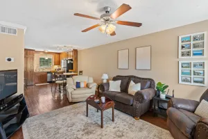 Image of New Listing! 2\/2 Auburn Apartment ~ Pets Welcome!