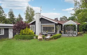 Image of Gorgeous Home In Hornbæk With Kitchen