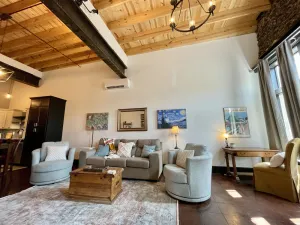 Image of Historic 1 bed 1 bath in 1920's Chevy