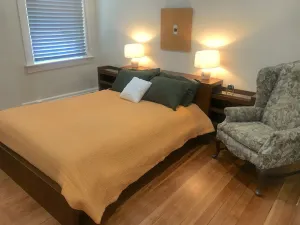 Image of 240 State St NE Loft B Salem Oregon \"TIGER STATION LOFTS\"