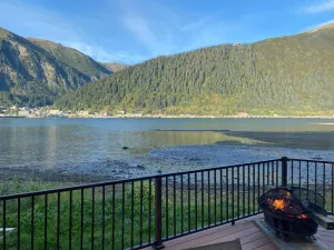 Image of Mountain N' Shores Chalet