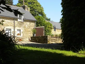 Image of Comfortable, functional and quiet longère. 1km from Pont Aven