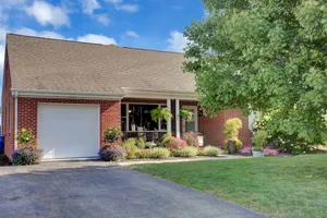 Image of Country Land Guest House - Spacious and Great for Families to Relax!
