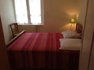 Image of ---- Apartment 3 ----