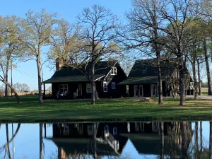 Image of Luxury Cabin on 9.5acres, ready for your gatherings and retreats!