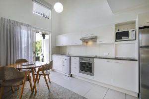 Image of Lovely 3 Bedroom, 2 Level Unit with Wi-fi & Pool