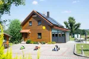 Image of Holiday Home 'Ferienholzhaus Füßmann' with Mountain View, Private Terrace and Wi-Fi