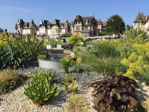 Image of Cabourg Appt redone in Neuf - 200 m from the Beach - 600 m Center ville