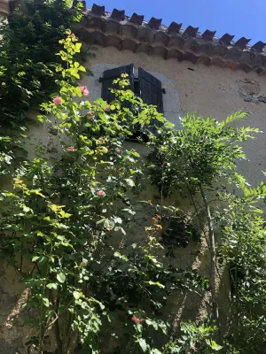 Image of Pretty country house