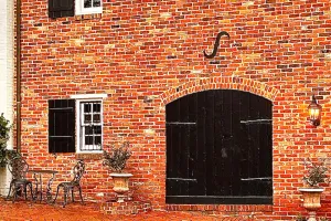 Image of Washington Family Property, Upper Carriage House in Old Town on 107 S Lee Street