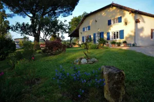 Image of Large bucolic cottage.