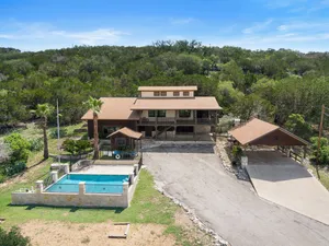 Image of Coyote Canyon Lodge, Private Pool, @ Frio River Vacation Rentals