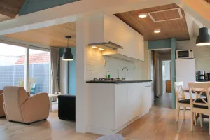 Image of Apartment with breakfast, beach and center within walking distance.