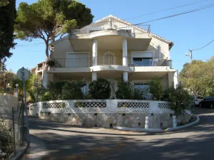 Image of Bandol : Très bel Appartement Avec Grande Terrasse et vue Exceptionnelle sur mer