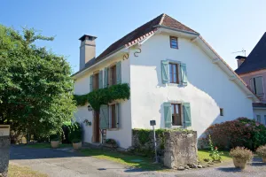 Image of Beautiful countryside, 5 min walk from all amenities