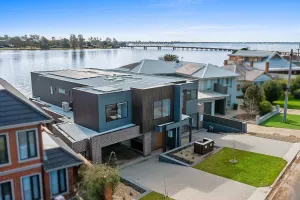 Image of Edgewater on Irvine S