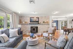 Image of Newly Updated Home Close to Beaches