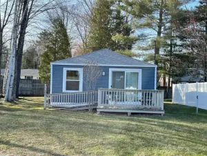 Image of Cozy updated 2 BR on bike path, walk to Lake Huron
