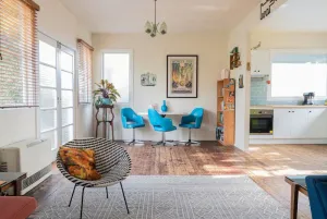 Image of TOR006 · Peachy Place: A Retro Coastal Character Cabin