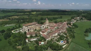 Image of LUXURY 13th CENTURY, MEDIEVAL VILLAGE BARN CONVERSION  (Sleeps up to 4 people)