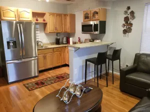 Image of Cozy and blocks from M&T Stadium\/Camden Yards