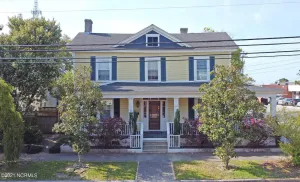 Image of Beautiful Historical house in heart of Morehead City