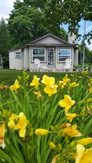 Image of Cozy Cabin on Paradise Lake
