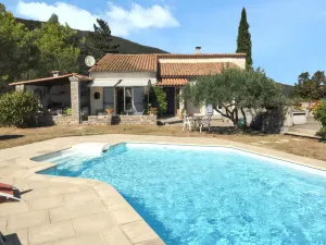 Image of Villa Charmante à Pompignan avec Piscine et Jardin