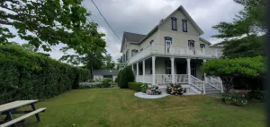 Image of Large Victorian-fully modernized