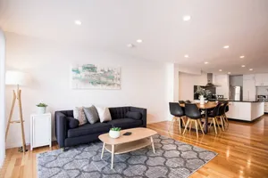 Image of Chic Harbourside Group Haven in Heart of Hobart