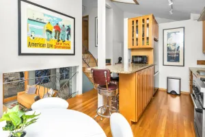 Image of Amazing home near downtown, MOA and Airport!