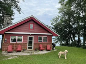 Image of Sunset Cabin on Lake Champlain, Vermont. Roomy, Rustic, Waterfront - Family Fun!