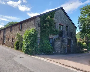 Image of Coastal 4-bed barn between Salcombe & Hope Cove