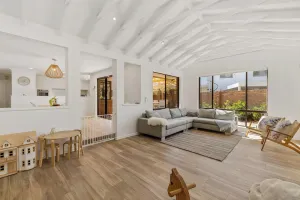 Image of Spacious Family Retreat Minutes from City Beach & Scarborough
