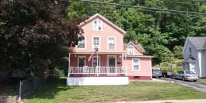 Image of Spotless 3 BR SE Connecticut near 2 Casinos and area attractions.