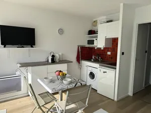 Image of Confortable studio, wifi, parking, proche plage