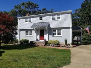 Image of Spacious, pet friendly home in Manomet.  Weekly in summer & monthly in winter.