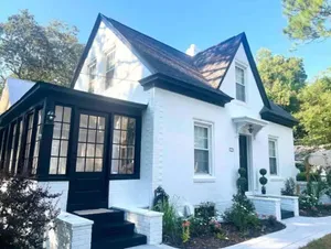 Image of The Gallery - 2 bd Boutique Southern Pines Cottage
