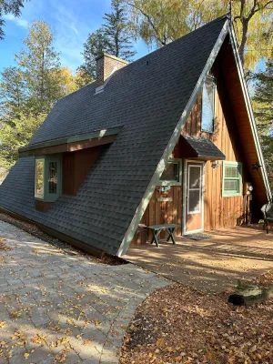 Image of A-frame on Horseshoe Lake
