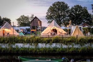 Image of Blije haventent met prive sanitair - 2-4 pers