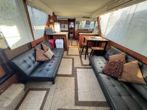 Image of 3 Bedroom, 2 Bathroom, Stationary 60' [sixty ft] House Boat, Sleeps 6